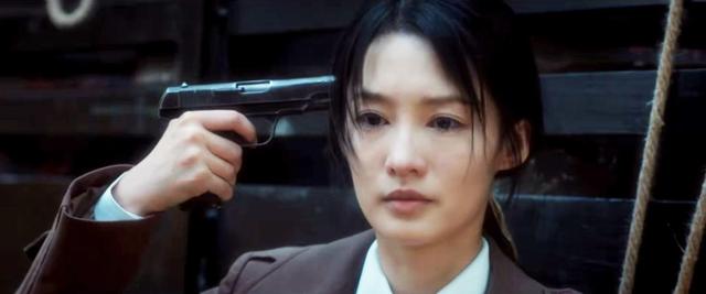 给过去10年最好的谍战剧排个名：《沉默的荣耀》第6，《风筝》第2