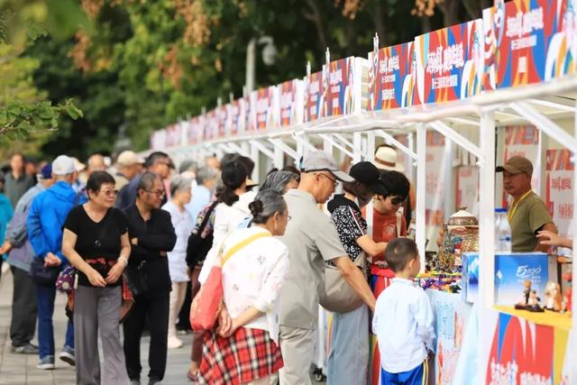 人人人人山人海！国庆首日，石景山人气爆棚——