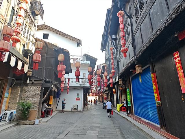 江西旅游：畅游道教发源地龙虎山（图）