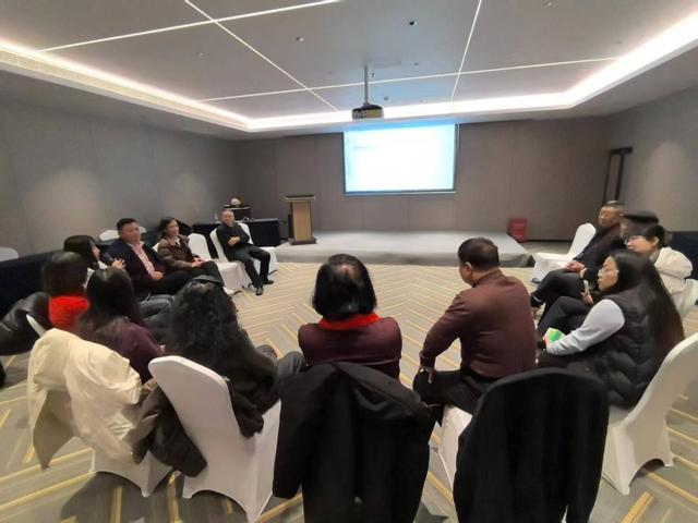 第335期万贤汇沙龙暨第3期万贤汇跨龄主题研学营在河北廊坊举行