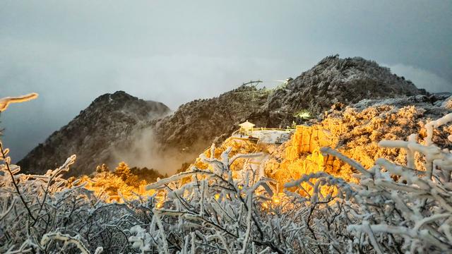 冰雕玉琢 云上仙宫