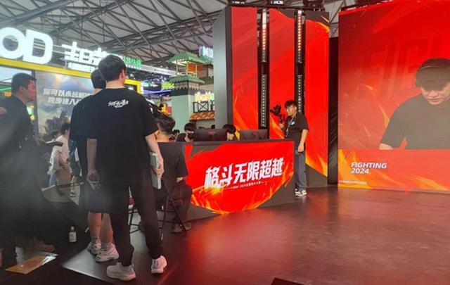 DNF：格斗大赛闹笑话！举办比赛被保安清场？租地时间到关空调