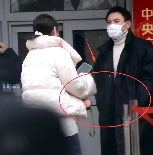 2026年央视春晚彩排曝光后，评论区炸锅	，赵本山的担心恐要成真了