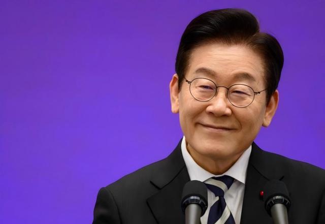 李在明还没走	，中方通告全世界，不会再对高市早苗手下留情