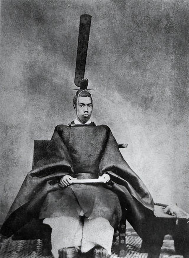 日本一个奇葩的姓氏：不管怎么取名，翻译成中文之后都是在骂自己