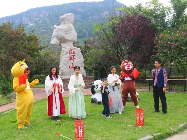 国庆假期首日，翼龙文旅各景区喜迎八方游客！