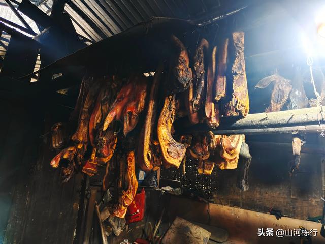 徒步都江堰上元古道｜12公里千阶登顶，一场与自己的硬核对话