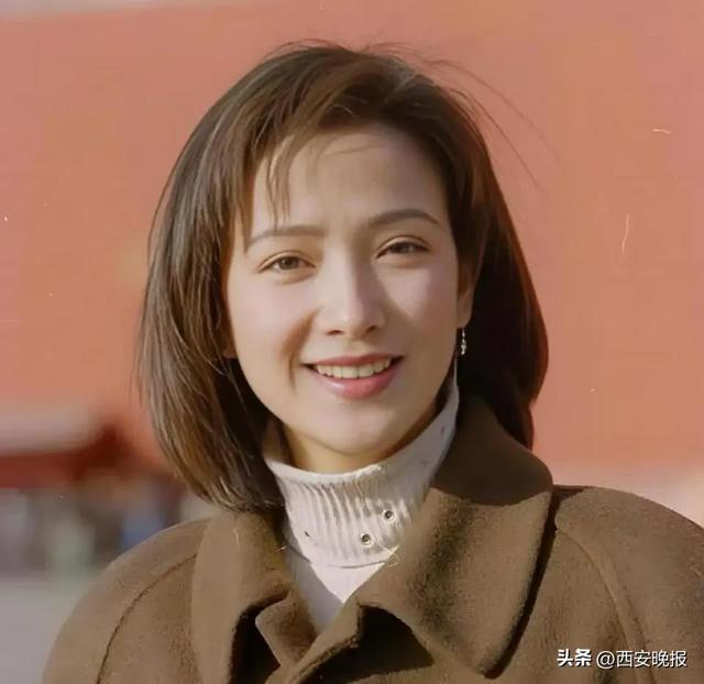 何晴去世,《三国演义》“赵云”扮演者张山透露病情:我们是邻居,她罹患脑瘤还中风了,曾见阿姨推着她进出