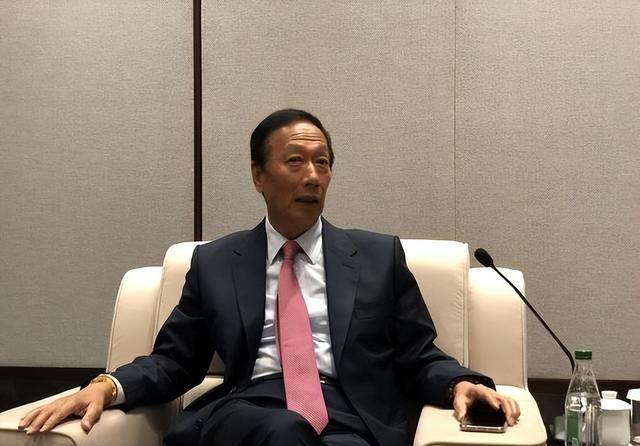 不装了？限制镓和锗出口是“圈套”，中国上演“守株待兔”大戏？