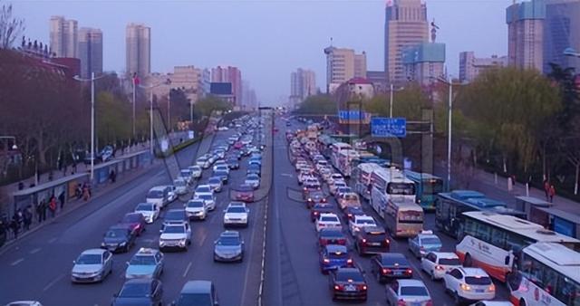 国庆小长假，请不要带孩子出行旅游