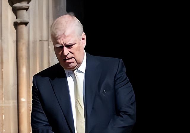 皇家小屋易主！查尔斯动真格，安德鲁成王室最惨失德成员