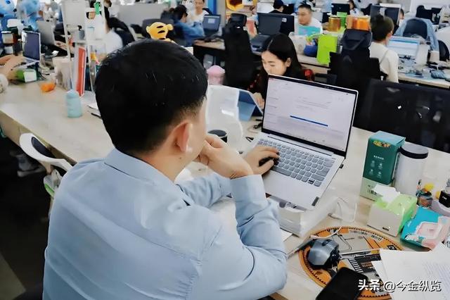 “主理人”骗局：当心光环变牢笼，你的血汗钱正被这样"合理"侵吞