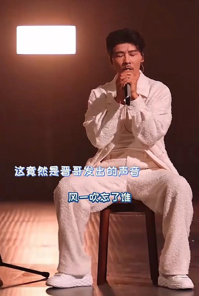 蔡少芬全家旅游老公心脏病突发，51岁张晋自曝有心脏支架近况憔悴