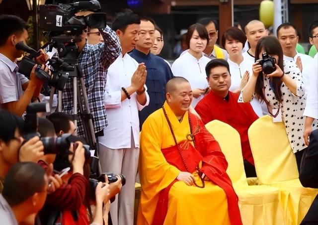 通报来了！释永信挪用寺院资产，与多女有不正当关系，还有私生子