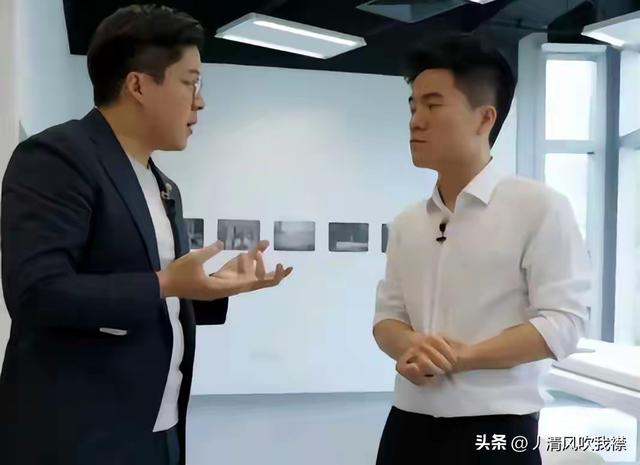 32岁董宇辉双11狂揽13亿！时隔2月再破纪录，霍启刚当年眼光太毒