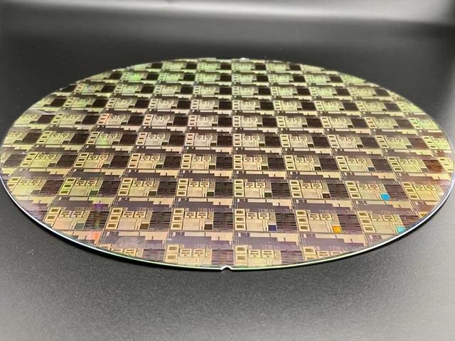 全都“叛变”了，台积电、三星接连宣布，外媒：中国不买了？