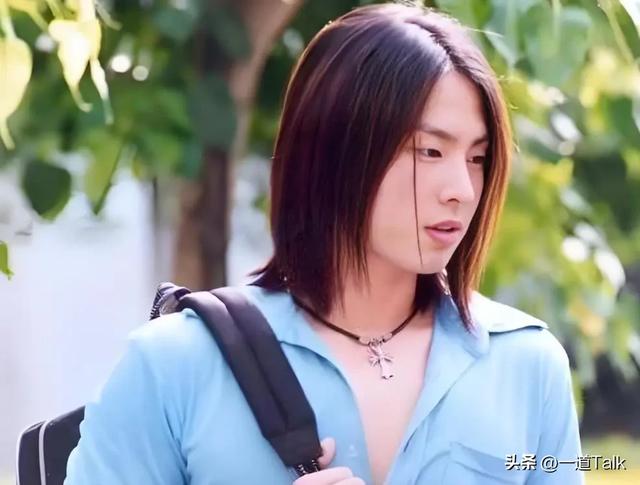 47岁吴建豪暴瘦	，1米8才100斤，尖嘴猴腮像老头，健康状况引担忧