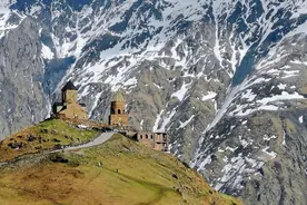 格鲁吉亚8日游记，一路向北，去寻找《孤独星球》的童话城堡图片