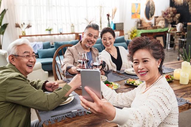 107岁老人，年轻像65岁	，长寿秘诀不是多走路，而是这7件事