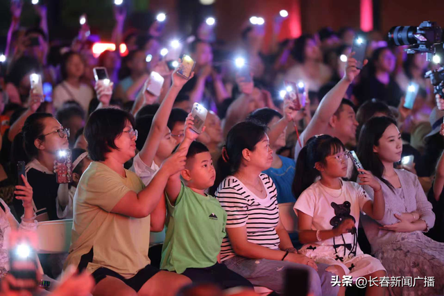“魅力长春 警民同乐”主题文艺演出在长春历史文化博物馆广场精彩上演