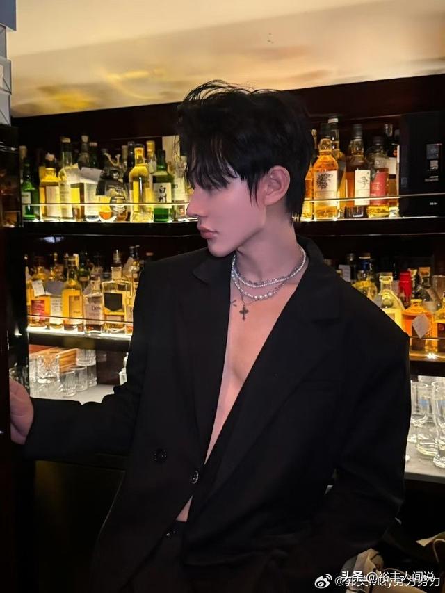 郭美美又换新男友！取向从男到女再到男，直言男友不能超过25岁