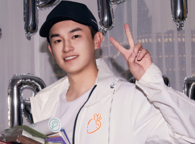 杨旭文坦白和陈若琳真实关系，担心的事发生	，8年前闹剧就开始了