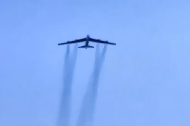 两起突发！为躲避军机，客机急降145米！有人被抛向空中，乘客：感觉灵魂出窍