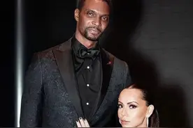 41岁波什现状：退役9年不工作，老了不少，和1米6娇妻生了5个娃图片