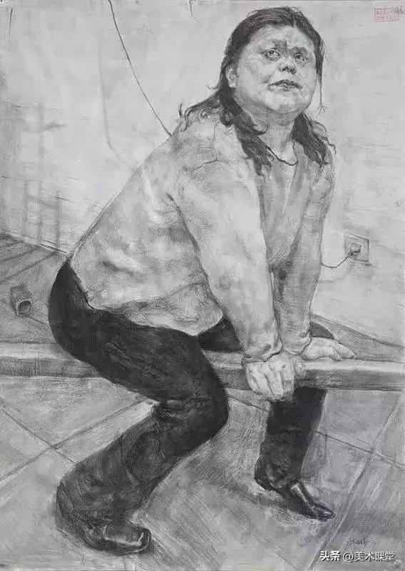 鲁迅美院人像素描留校作品，很个性的风格手法，有探索和创新性