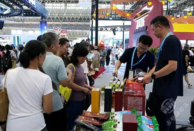 赤壁特色亮相2025中国文化旅游产业博览会