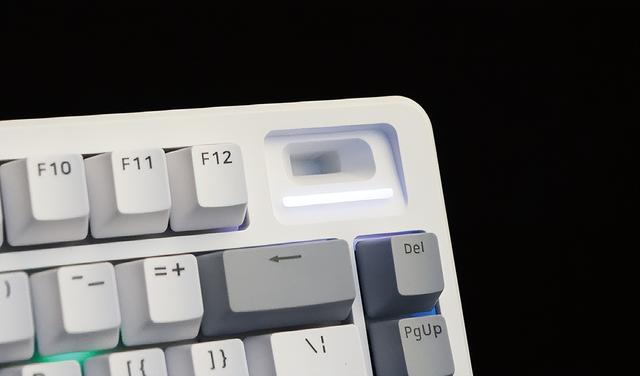 小巧便携，可玩性强！雷柏V700DIY-75多模机械键盘