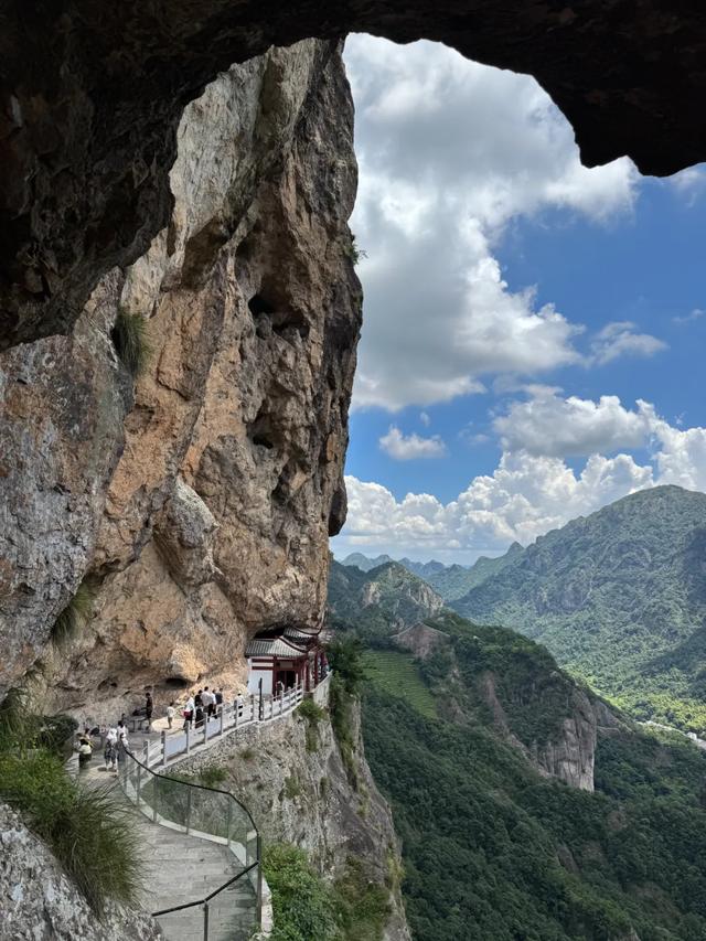 徒步三山五岳：浙江雁荡山！