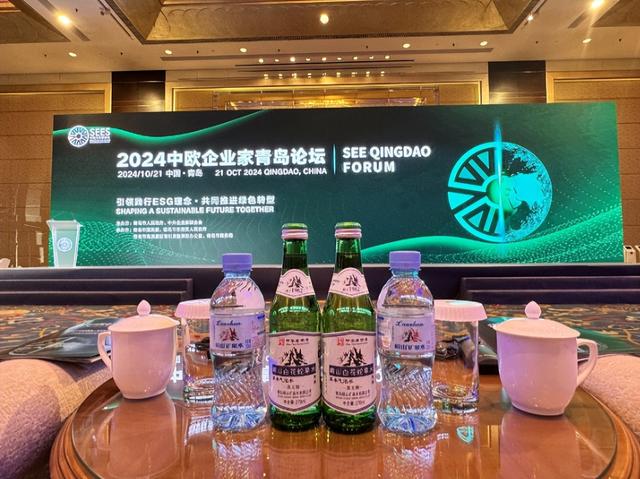 央视国宴上的那瓶水火了！不是娃哈哈，更不是农夫山泉