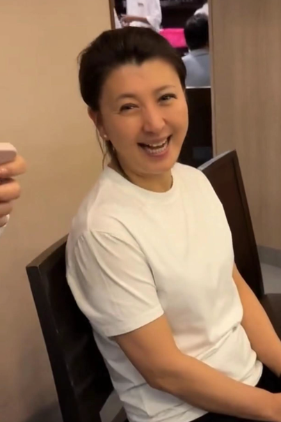 闫学晶哭穷风波大反转！儿子忍不住说出真相，有一点让那英说对了