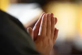 这个“拜佛手势”，越用越有福，越用越吉祥！图片