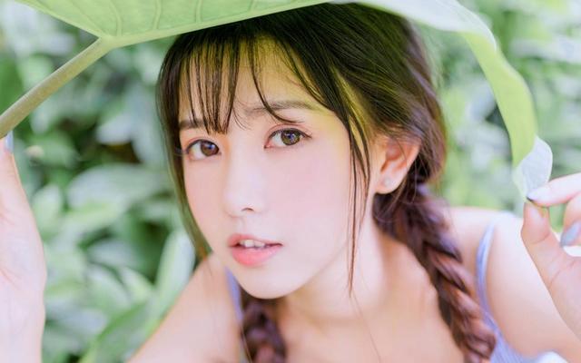 逗女生开心的幽默套路：不尬还管用，让她笑出小梨涡