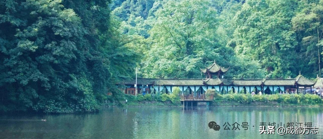 还有谁！比青城山和赵雅芝还绝配