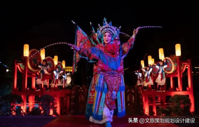 当“体验经济”融入文旅消费：解构8个最美小镇的沉浸式演艺