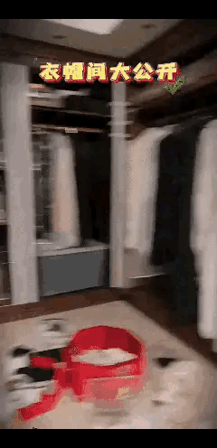 保持安静吧！明星“酸黄瓜”事件再升级，失去代言	，官媒点名