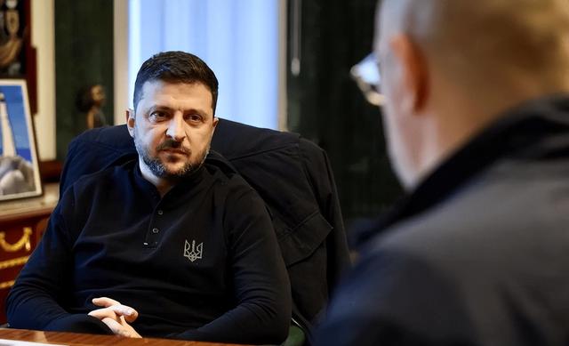 刚从中国回去就翻脸？马克龙回国后不再坚持，第一时间找上了泽连斯基，希望推动俄乌停火