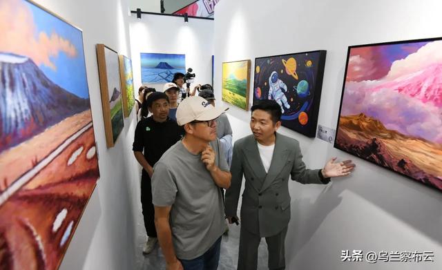 俞敏洪带百万网友“云游”乌兰察布