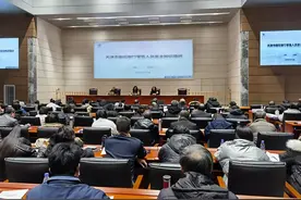 我市举办2025年烟花爆竹零售点人员安全能力提升培训班图片