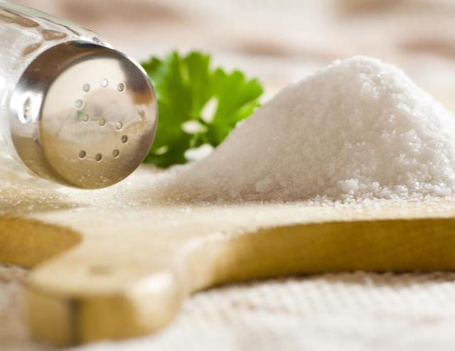 这种食物可能正在悄悄偷走你的钙，还危害血管！肾不好的人速看