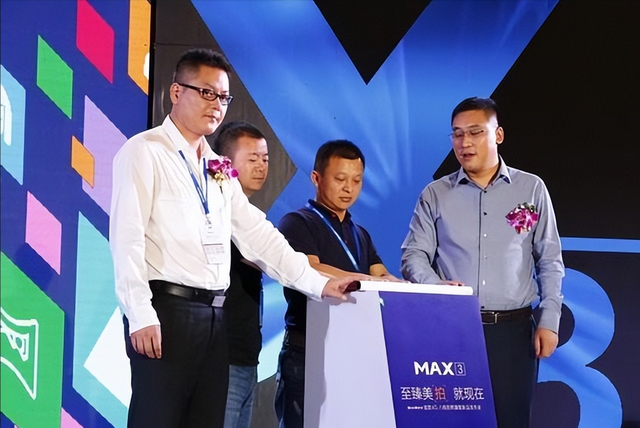 从山寨机到海外隐形冠军，陈凯峰25年手机创业的“生存密码	”