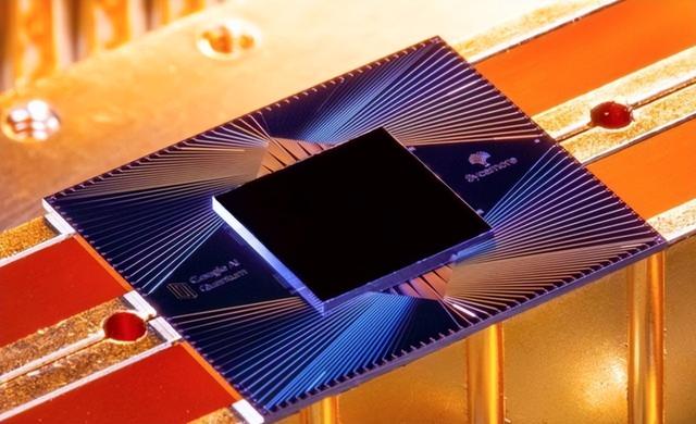 我国量子芯片再获突破，没有EUV光刻机，也能实现5nm芯片性能？