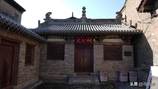 还得是山西晋城,我在小村找到国宝古建筑,还是中国唯一的坩埚城堡