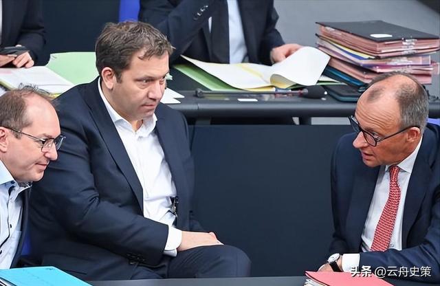 日本话音刚落，又一国介入台海	，专机已经离华，要逼中国做3件事