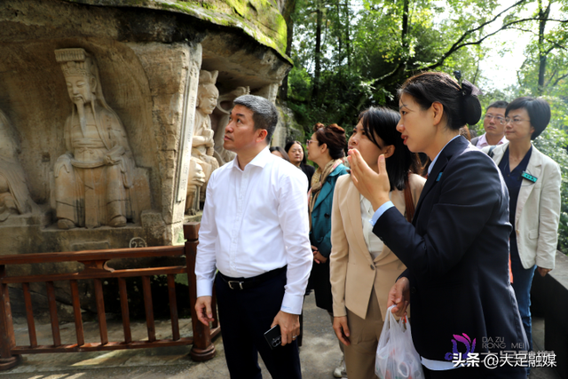 越南全国友好联合会主席潘英山一行莅足 共探文化交流新篇
