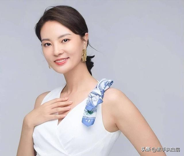 央视最惨女主持：男友被判死缓，丈夫惨死狱中，如今48岁依旧单身
