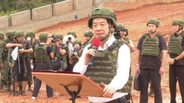 台军演现重大伤亡！事故接二连三，导弹车意外卡巷，自行火炮撞车